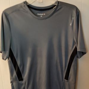 Reebok Mens Shirt Medium M Athletic Short Sleeve Pullover Top Vented Gray